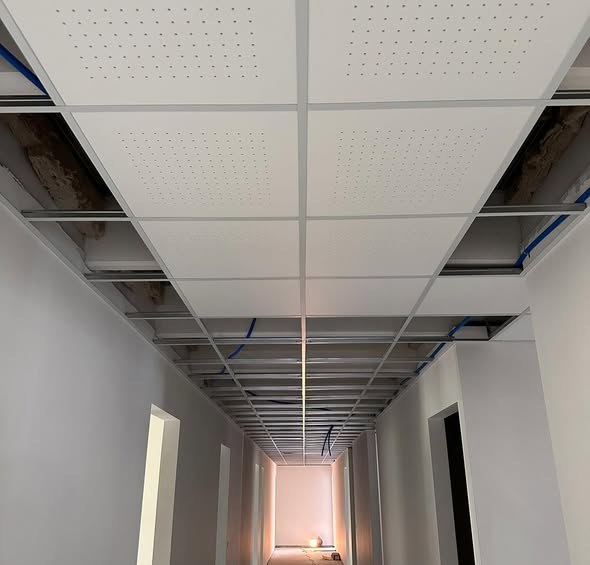 Posa controsoffitto